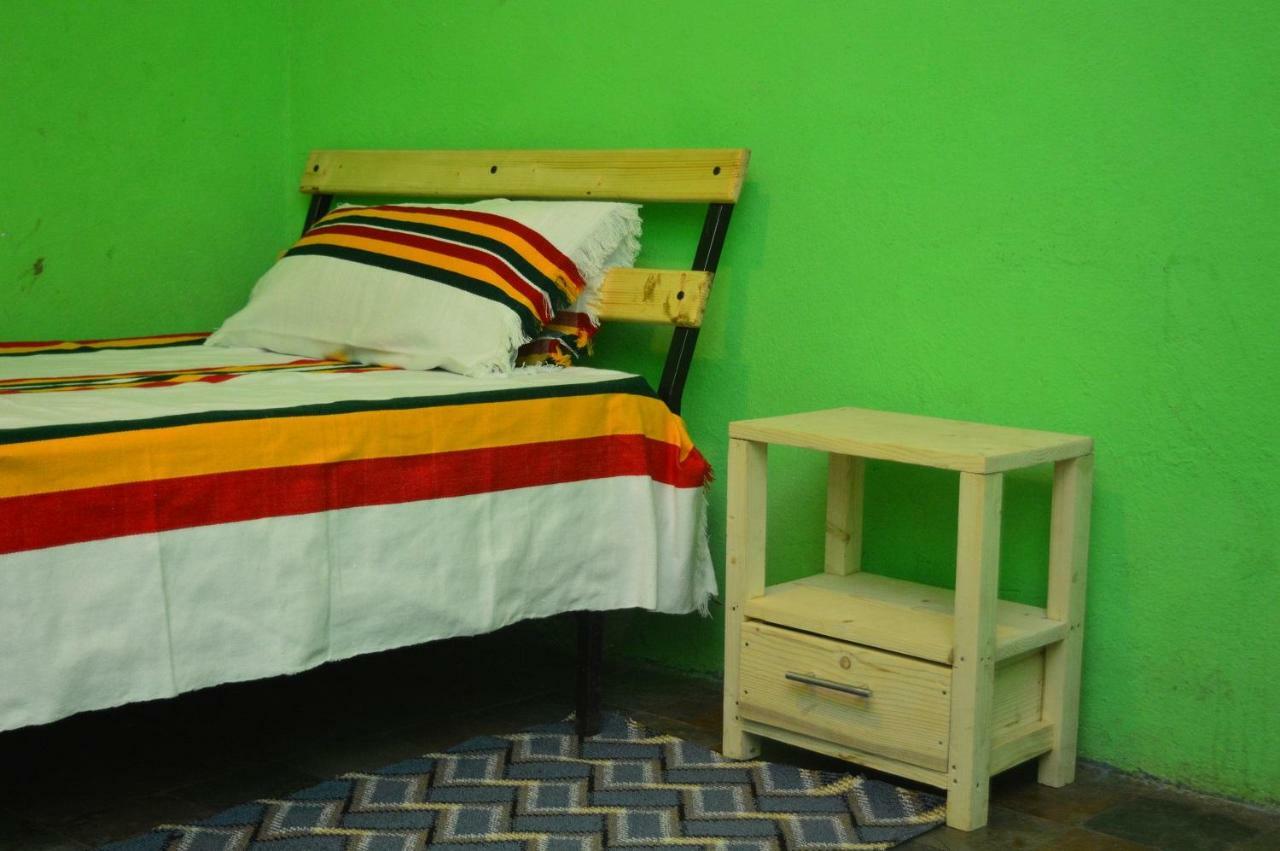 גונדר Chef Wondim Backpackers Hostel מראה חיצוני תמונה